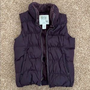 Women’s Eddie Bauer Down Vest - Medium